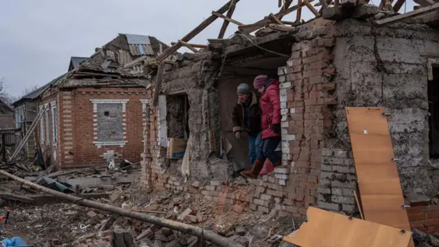 यूक्रेन में बमबारी