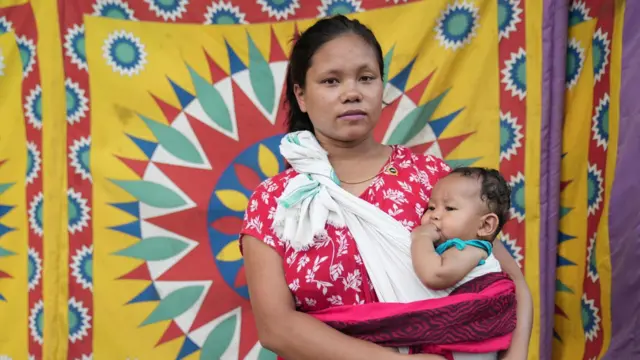 मणिपुर में अब भी कैंपों में रहने को मजबूर हैं कई विस्थापित लोग