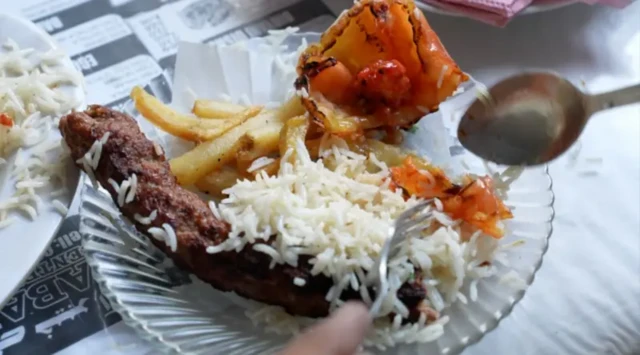 یک بشقاب چلوکباب