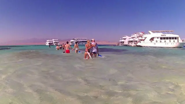 Russian tourists at the white Island near Ras Mohammed island, in the Egyptian Red Sea resort of Sharm el-Sheik