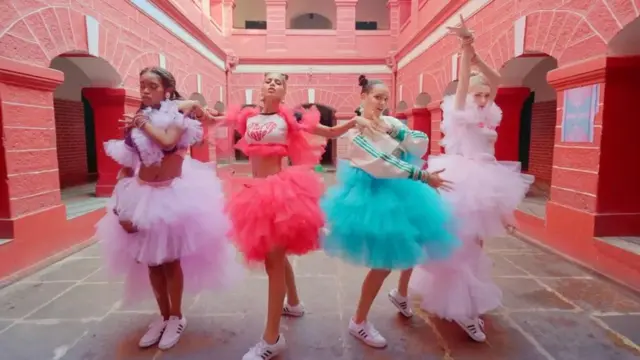 బ్లాక్స్వాన్