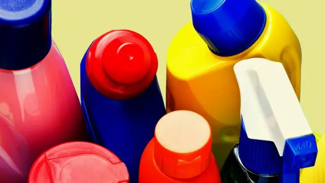 صفائی کرنے والی مصنوعات