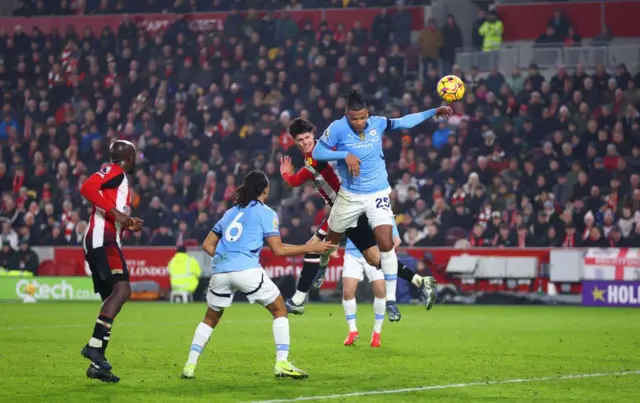 Tapha Birentifordiifi maanchester Siitii gidduu ture