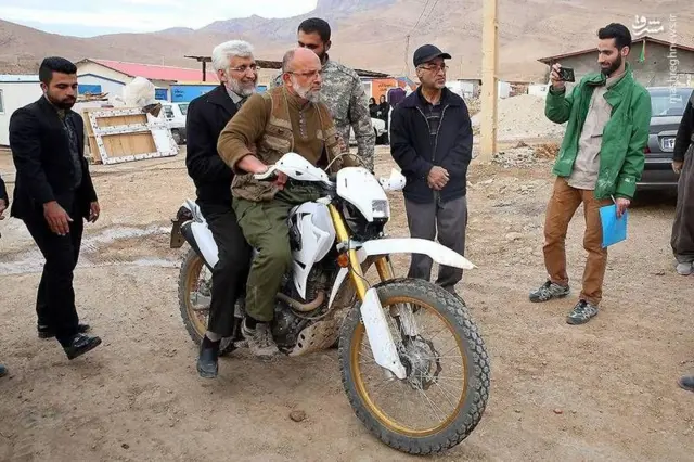 جلیلی همراه سعید قاسمی سوار بر موتور