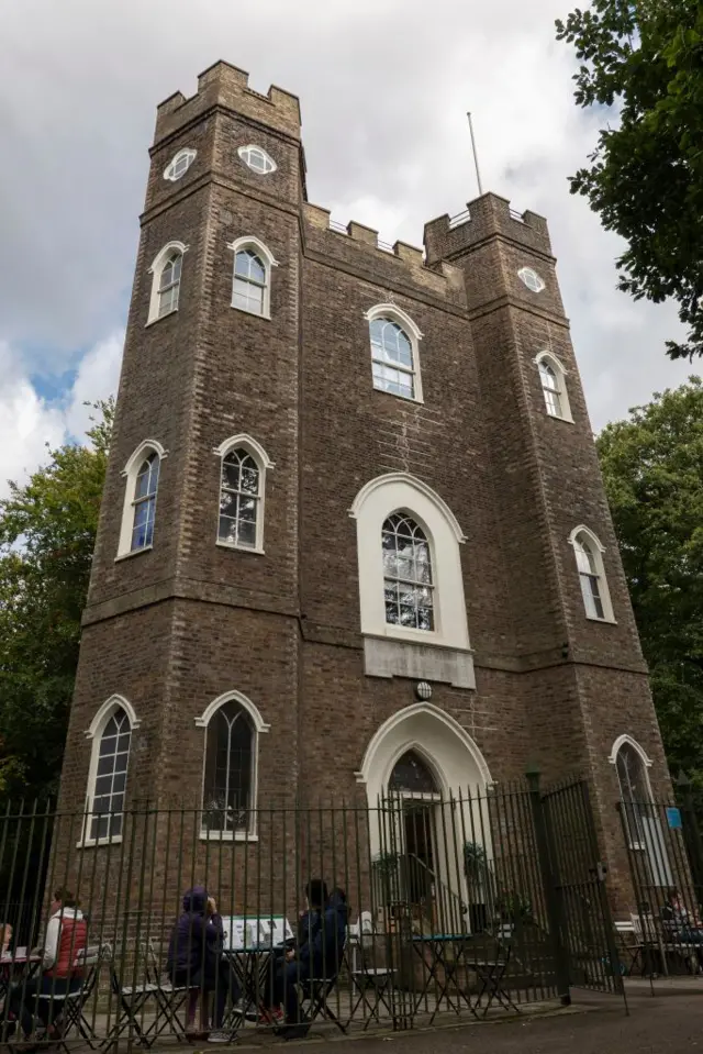 सुवर्णदुर्गाची लढाई 