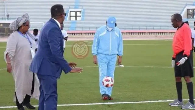 Madaxweynihii hore ee Soomaaliya Maxamed Cabdullaahi Farmaajo ayaa bishii Ogogoto ee sannadkii 2018 si rasmi ah AMISOM ugala wareegay garoonka, 