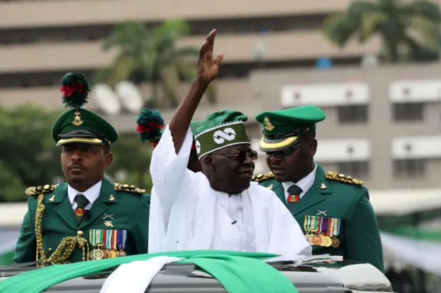 Бола Тінубу