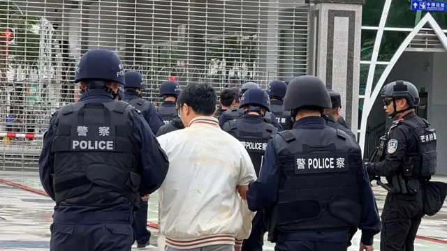 လောက်ကိုင်ထဲက တရုတ်နိုင်ငံသားတွေကို တရုတ်အထူးရဲတပ်ဖွဲ့ လာရောက်ခေါ်ဆောင်