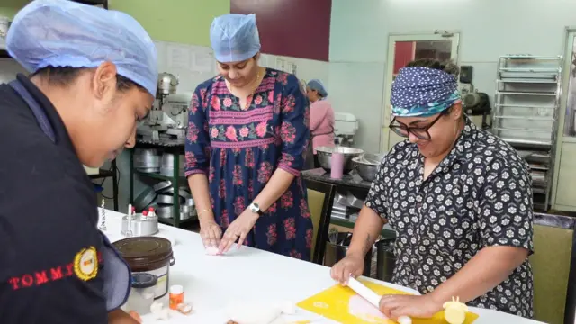 ਨਵਨੀਤ ਅਤੇ ਮਨਪ੍ਰਿਆ