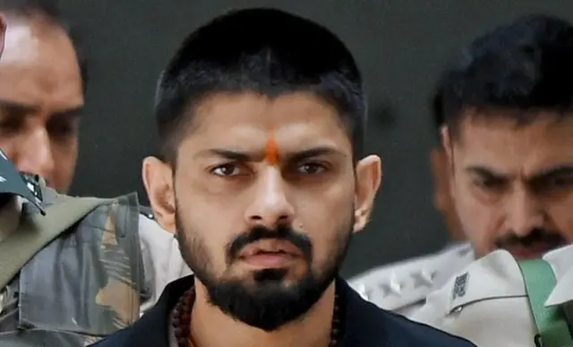 कॅनडाने भारतातील बिश्नोई गँगला दहशतवादी संघटना म्हणून घोषित केलं आहे.