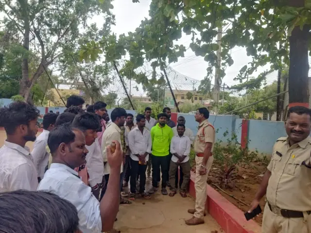 జగదేవ్‌పూర్ పోలీసులు