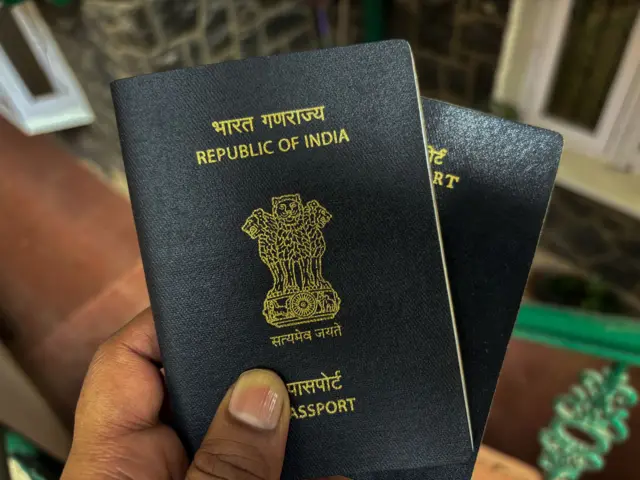ਤੁਹਾਡੇ ਕੋਲ ਹੁਣ ਆਮ ਪਾਸਪੋਰਟ ਹੈ ਉਹ ਅਜੇ ਵੀ ਯੋਗ ਹੈ।