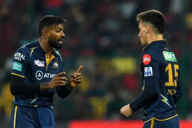 ரோகித் - ஹர்திக் ஈகோ பிரச்னையா?