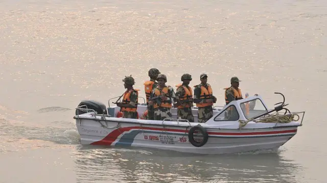 ਜੰਗਲਾਂ ਦੇ ਨੁਕਸਾਨ ਅਤੇ ਨਦੀਆਂ ਦੇ ਪ੍ਰਭਾਵਾਂ ਬਾਰੇ ਵੀ ਚਿੰਤਾਵਾਂ ਜ਼ਾਹਰ ਕੀਤੀਆਂ ਗਈਆਂ।