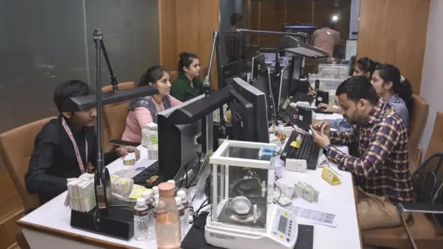 సూరత్‌లో వజ్రాల వ్యాపారం