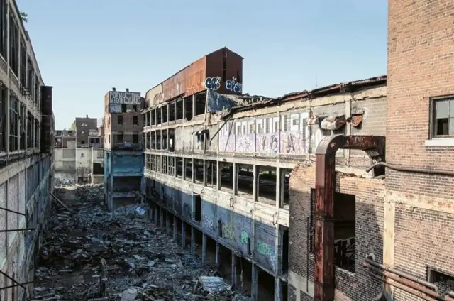 Imágen aérea de la planta Packard, de Detroit