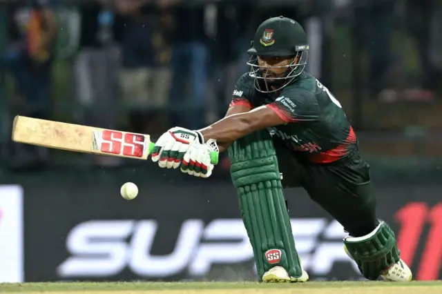 গত এক বছরের পরিসংখ্যান অনুযায়ী, এবারের বিশ্বকাপে অংশ নেয়া প্রতিটি দলের রান রেট বাংলাদেশের চেয়ে বেশি।