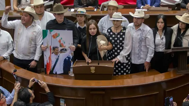 Grecia Quiroz y aliados