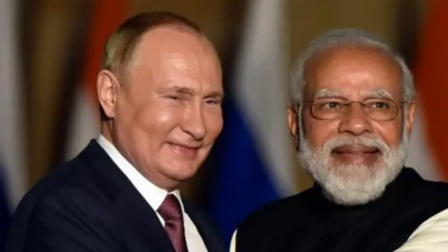 மோதியின் ரஷ்ய பயணம் - மேற்கு நாடுகளுக்கு சொல்லும் செய்தி என்ன?