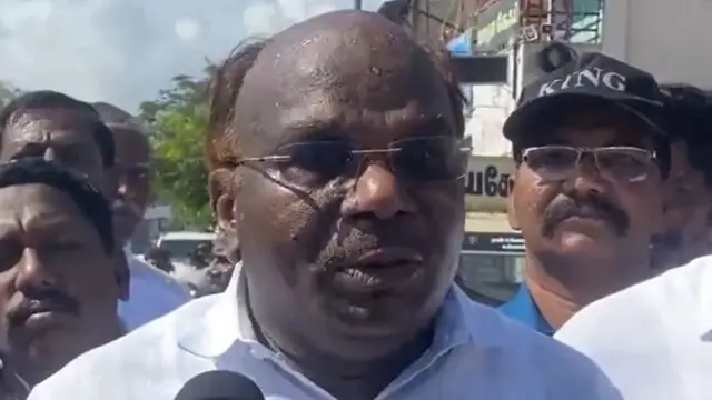 திமுக செய்தித்தொடர்புக்குழு செயலாளர் பேராசிரியர் கான்ஸ்டன்டைன் ரவீந்திரன் எம்.பி