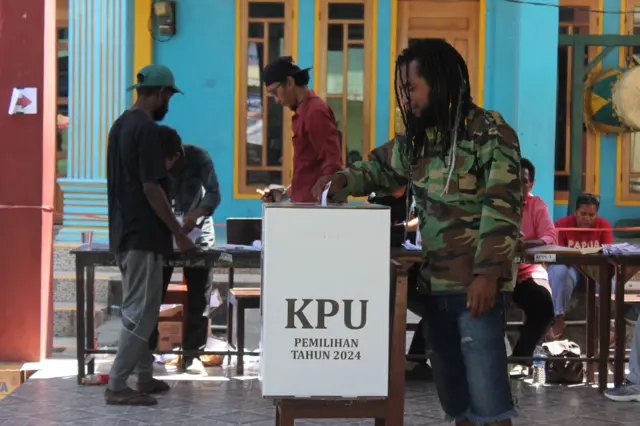 Provinsi Papua menempati posisi kedua dengan tingkat pengangguran tertinggi di Indonesia.