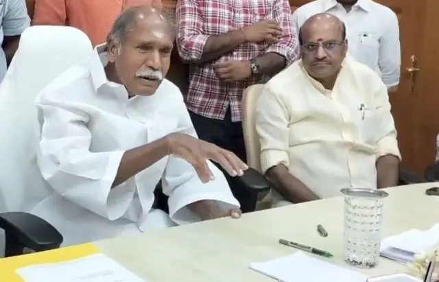 விஷ வாயு கசிவால் மூன்று பேர் பலி