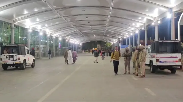 ਅੰਮ੍ਰਿਤਸਰ ਹਵਾਈ ਅੱਡਾ 