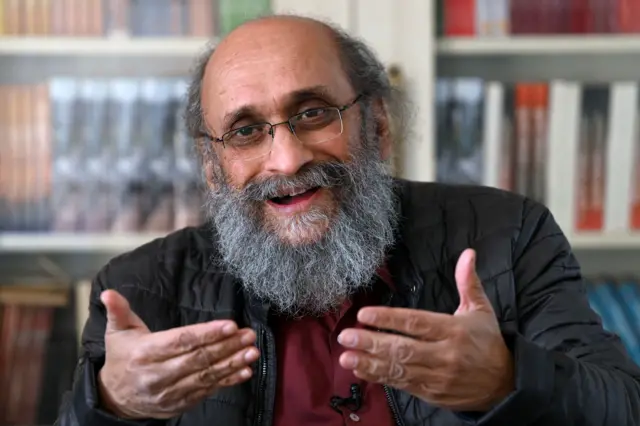 परंजॉय गुहा ठाकुरता