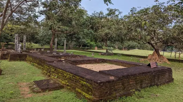 இலங்கை, சோழர்கள், வரலாறு, பொன்னியின் செல்வன்