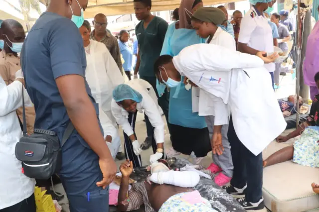 Awọn kan lara awọn to farakaasa ijamba bọọsi BRT naa n gba itọju ni ileewosan nla LASU