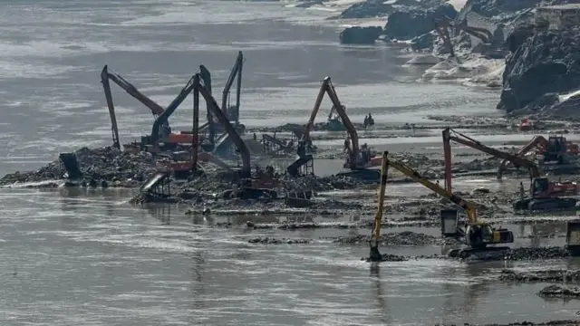 பாகிஸ்தான் - சிந்து நதி - தங்கம்