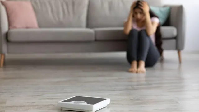 அனோரெக்சியா நெர்வோஸா, உணவு முறை, உடல்நலம், பெண்கள் 