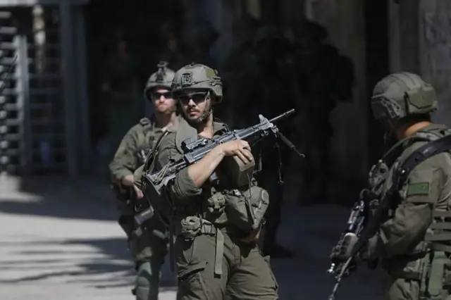 ઇઝરાયલ, ગાઝા, ભૂખમરો, ગાઝામાં વિનાશ, ગુજરાત, બીબીસી ગુજરાતી 