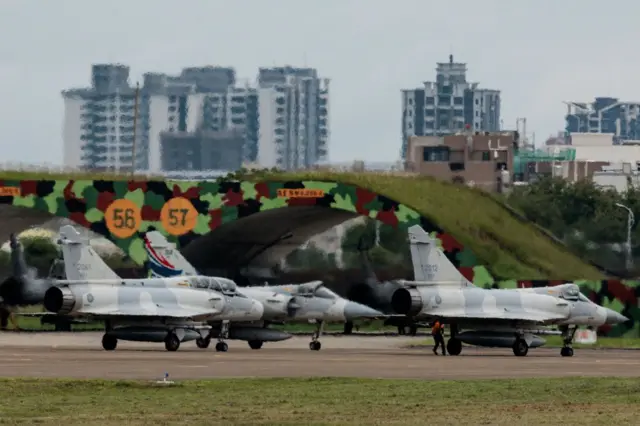 Chiến đấu cơ Mirage 2000 của Đài Loan chuẩn bị cất cánh tại căn cứ Tân Trúc vào ngày 23/5/2024