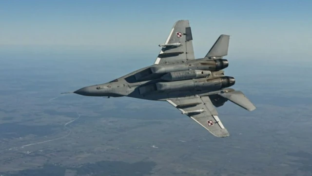 Азыркы тапта Украина польшалык МиГ учактарына деле ыраазы болмок, бирок азырынча Киев аларды да ала элек