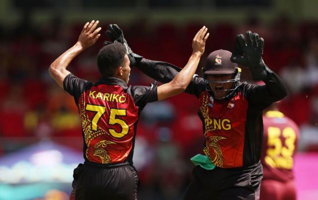 மேற்கிந்தியத் தீவுகளை திணறவைத்த பிஎன்ஜி