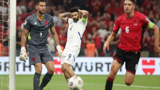 Aleksandar Mitrović, Srbija - Albanija