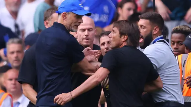 አንቶኒዮ ኮንቴና ቱኽል ሲጣሉ