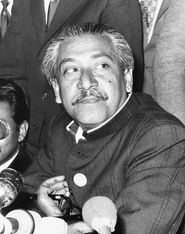 शेख मुजीब 