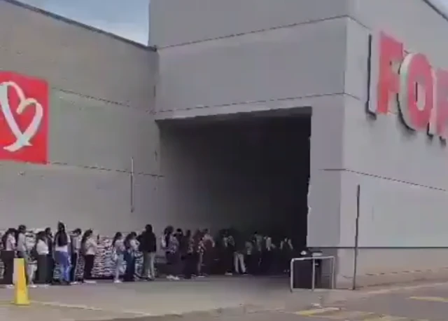 કૅનેડા, વિદ્યાર્થીઓ અને સમસ્યા