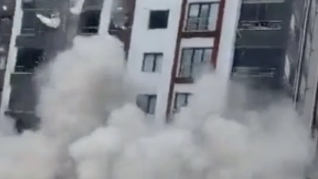 Malatya'da çöken bina 