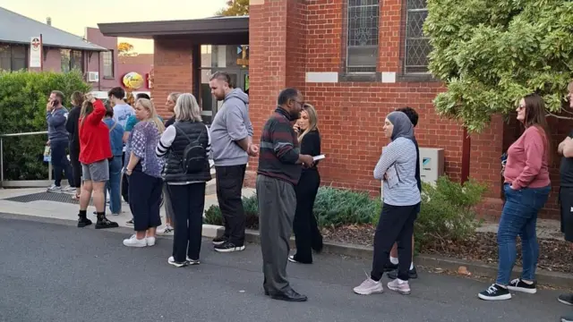 Cabdirisaaq Shiino o ka mid ah musharixiinta tartamaysa