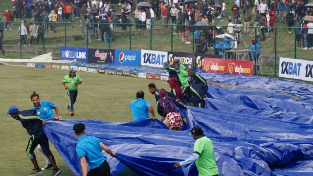क्रिकेट मैदान