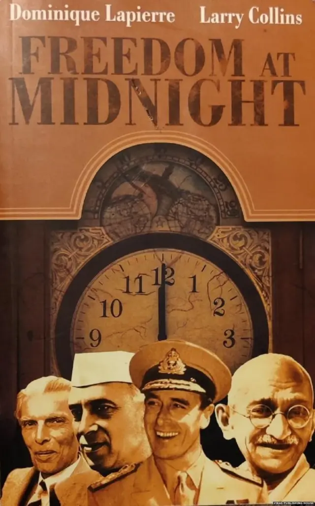 ডমিনিক ল্যাপিয়ের ও ল্যারি কলিন্স তাদের বইটিতে স্বাধীনতা সম্পর্কিত ঘটনা বর্ণনা করেছেন।