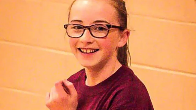 سیمارون توماس وقتی مرد تنها ۱۲ سال داشت