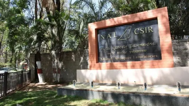 எஸ்ஜே-100 பயணிகள் விமானம், இந்தியா - ரஷ்யா ஒப்பந்தம்