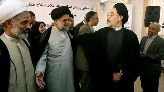 محسن میردامادی (راست)، محمد خاتمی، حسین موسوی تبریزی و مجید انصاری در گردهمایی روسای استانی ستاد ائتلاف اصلاح طلبان - عکسی از امیر خلوصی - ایسنا