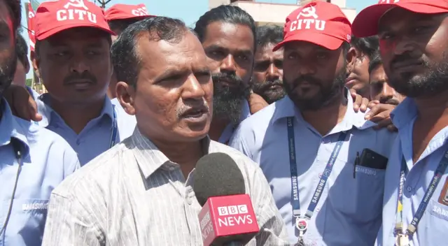 சாம்சங் இந்தியா நிறுவனத்துக்கு எதிராக தொழிலாளர்கள் போராட்டம்