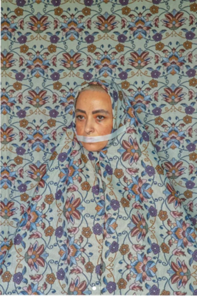 بازیگران و گروه نمایش منتظرند که «ارشاد» نظر دهد
