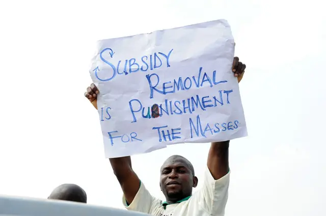 An yi gagarumar zanga-zanga a lokacin da gwamnatin Goodluck Jonathan ta yi yunƙurin cire tallafin man fetur